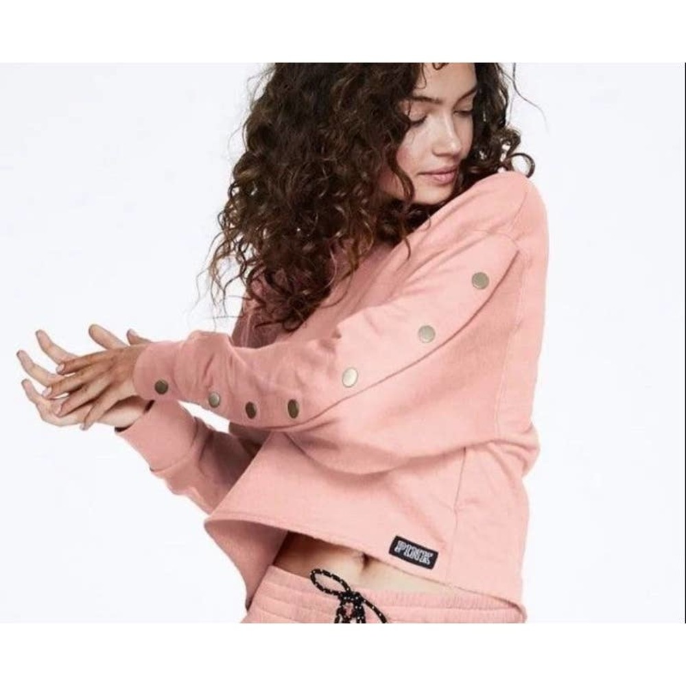 Victoria’s Secret PINK Snap Sleeve Boyfriend Crew